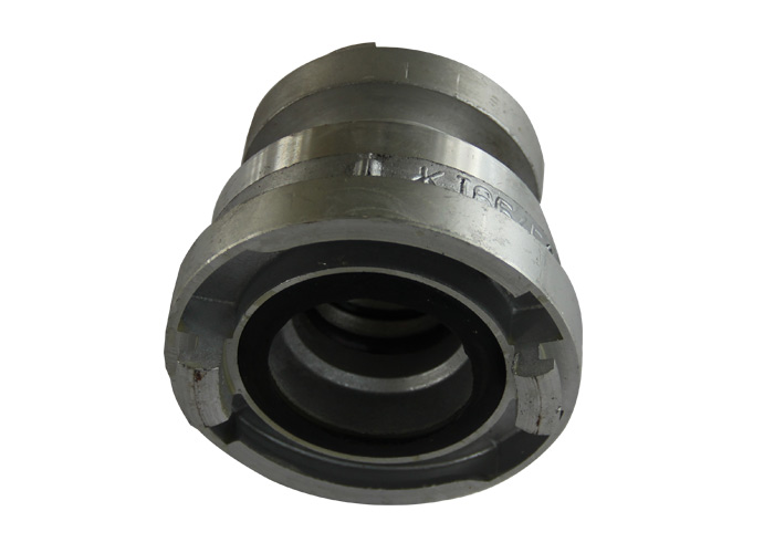 Different diameter connection